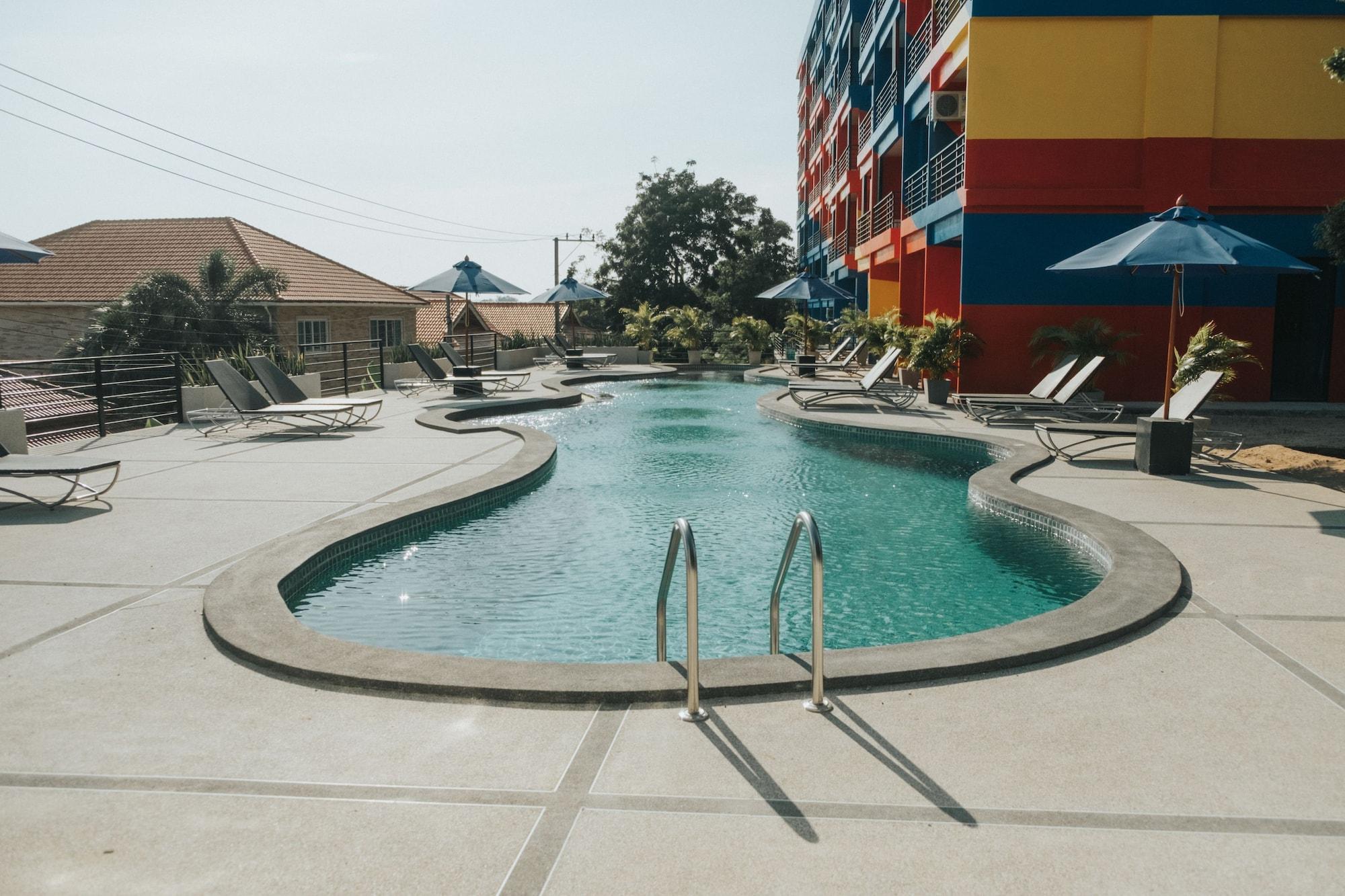 Play Phala Beach Rayong Ban Chang  Exterior photo