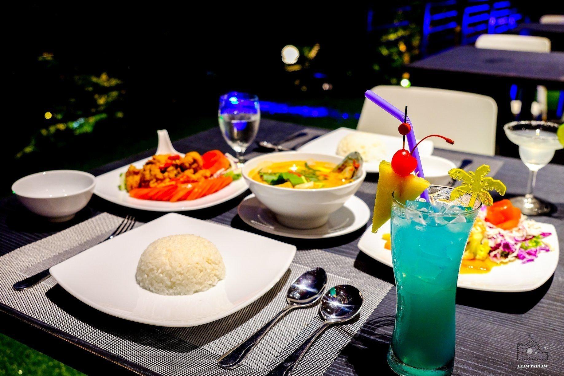 Play Phala Beach Rayong Ban Chang  Exterior photo
